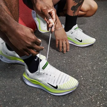 Nike Infinity Run 4 bărbați road pantofi sport de iarnă respirabil amortizare adidași negri DR2665-101